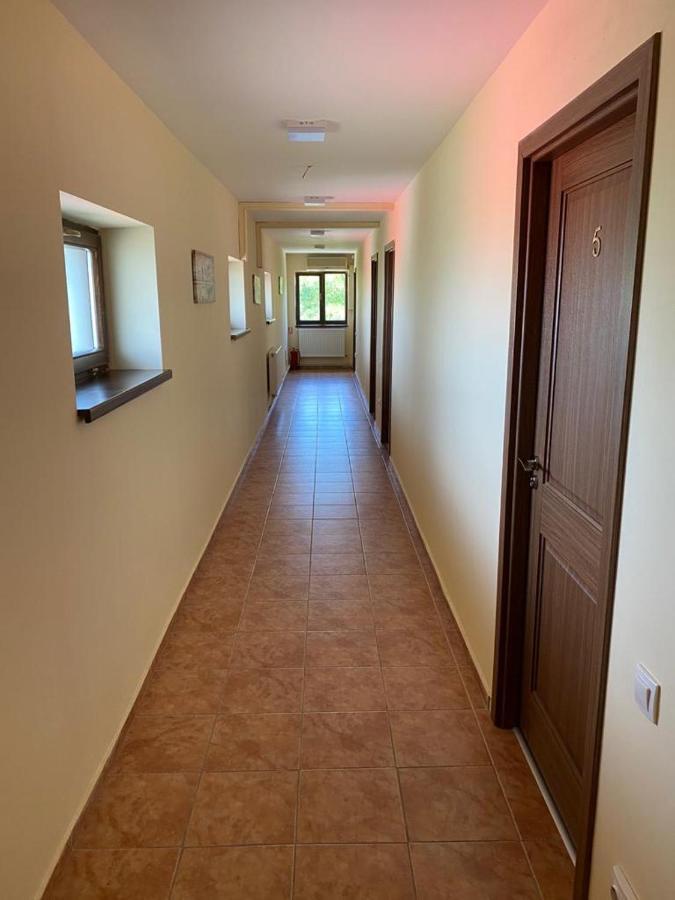 Pensiunea Casa Soarelui Simian Esterno foto