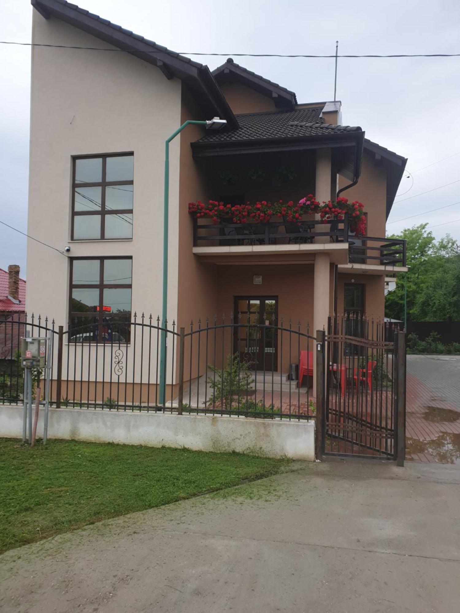 Pensiunea Casa Soarelui Simian Esterno foto
